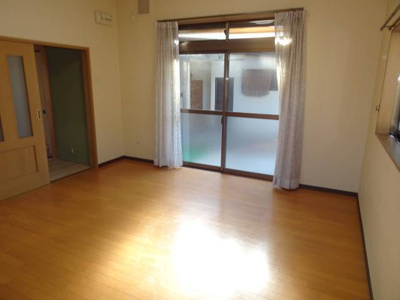 【居間・リビング】 | 滋賀里１丁目19-13貸家