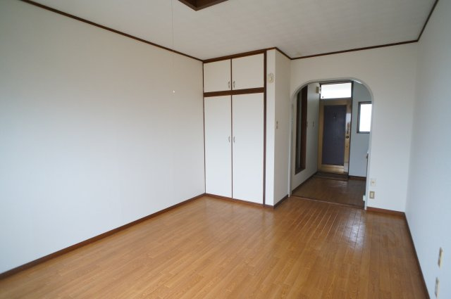 コーポ華の洋室