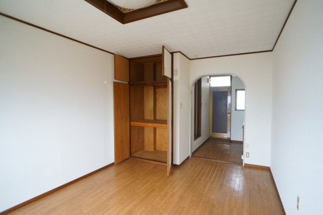 コーポ華の居間・リビング