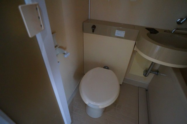 コーポ華のトイレ