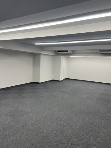 花岡ビルの内装