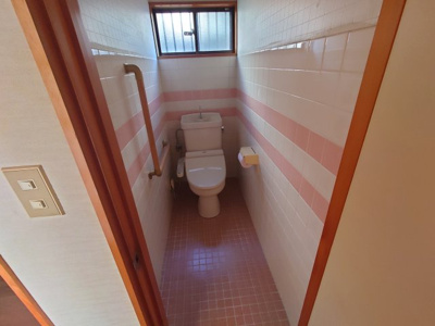 【トイレ】 | 岡芹1丁目戸建て