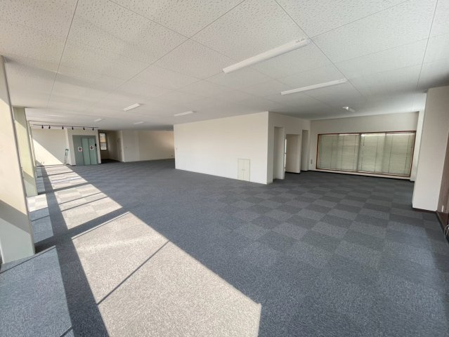 陣中町2丁目貸事務所の内装