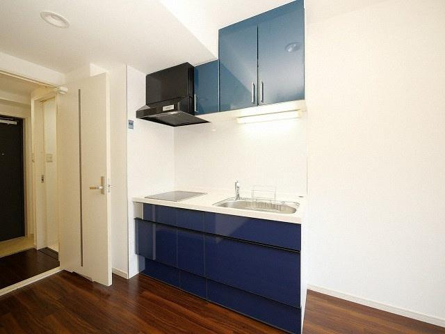 BRAVI新大阪のキッチン