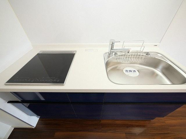 BRAVI新大阪のキッチン