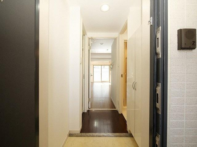 BRAVI新大阪の内装