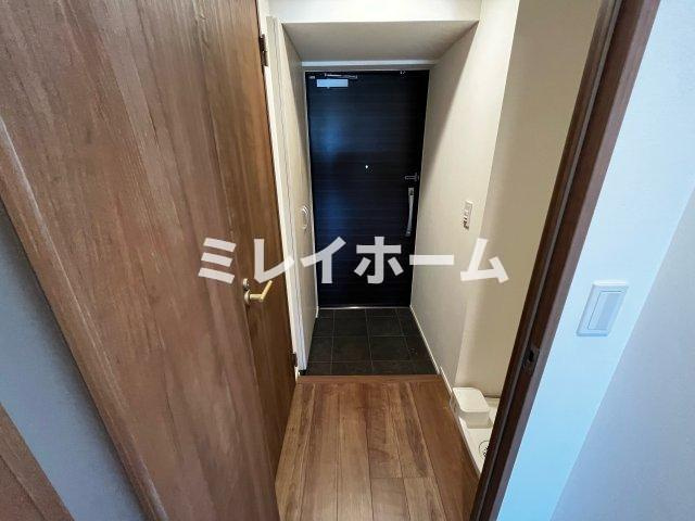 プライマル西蒲田の玄関|同建物内、別のお部屋の参考写真になります。