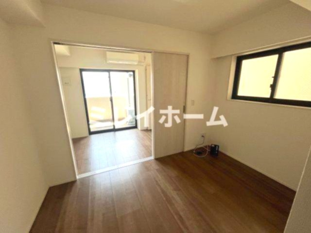 プライマル西蒲田の居間・リビング|同建物内、別のお部屋の参考写真になります。