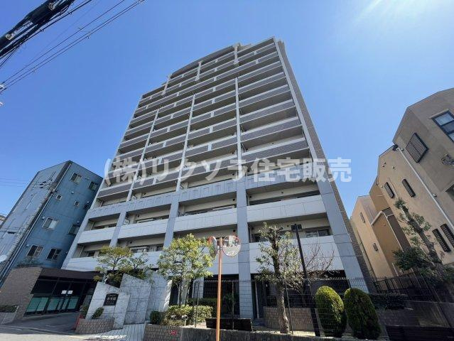 イトーピア香里園ヴァルコートの外観|新しい生活にいかがでしょうか？外観はお住まいの顔になります。こだわりたいポイントですね。水回りリフォームやリノベーションも承ってます。
■現地見学・資金計画相談・住宅ローン相談もお問合せ受付中■