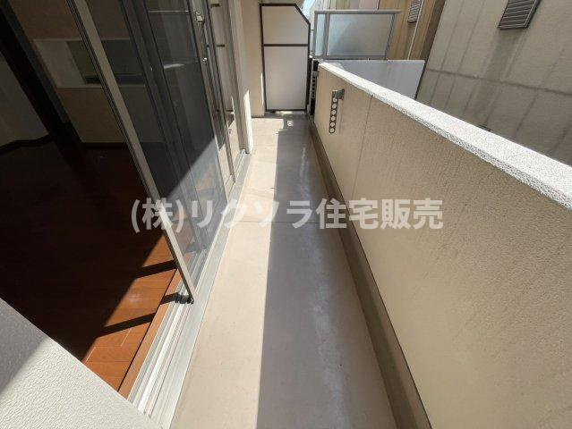 イトーピア香里園ヴァルコートのバルコニー|■物件内覧・資金計画相談・住宅ローン相談、リフォーム相談、お問合せ受付中■
※当日・翌日のご内覧、ご相談はお電話でのお問合せがスムーズです！