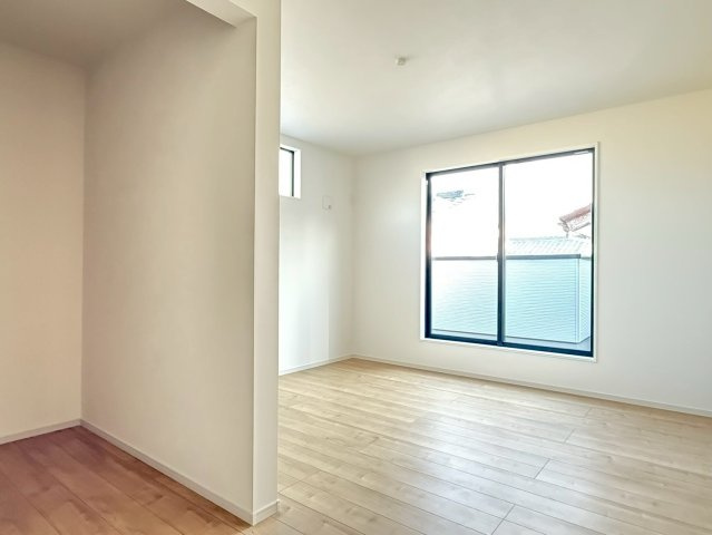 川越市むさし野2期　新築一戸建て　2号棟の寝室|ゆとりの広さです