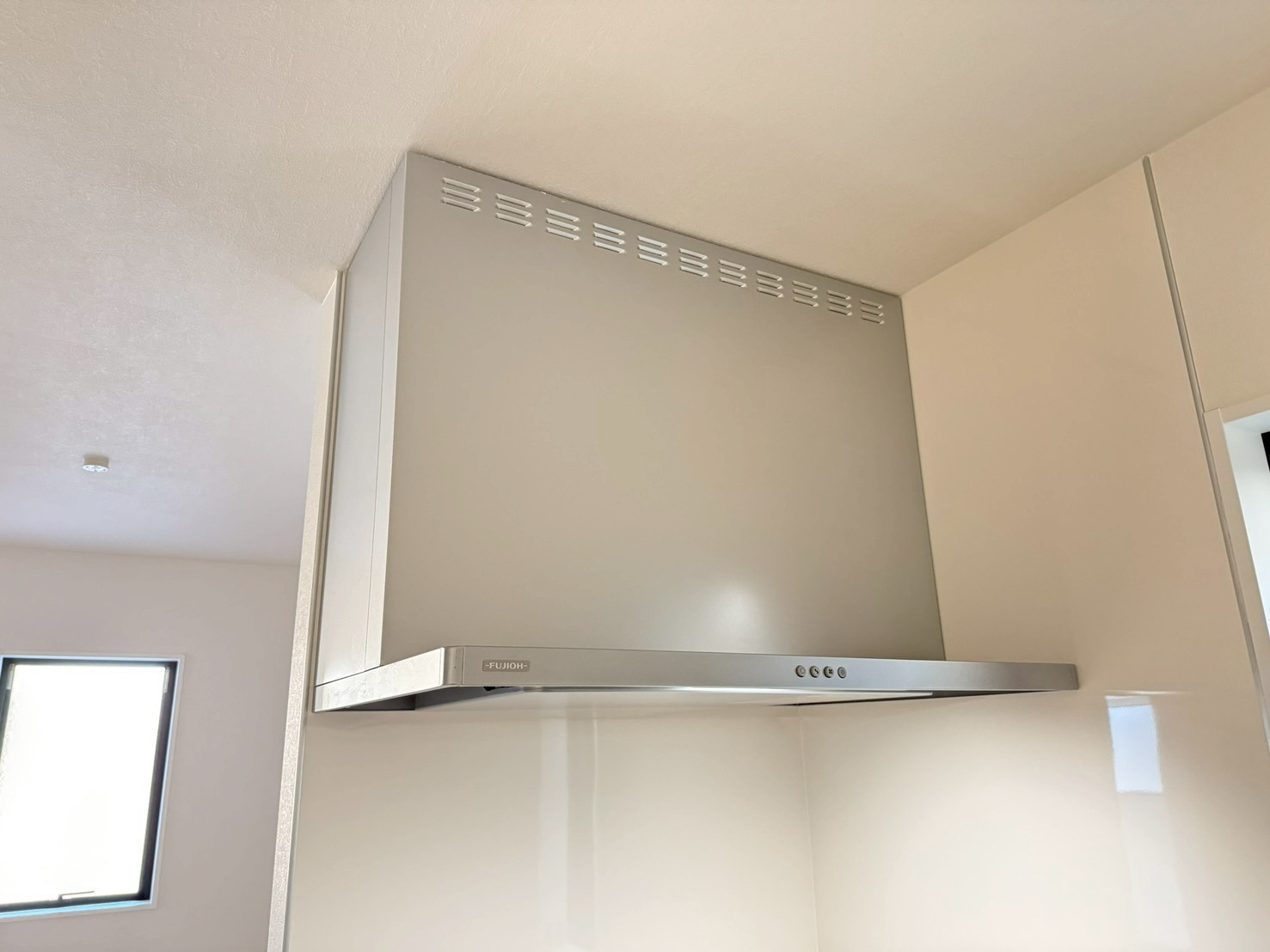 川越市むさし野2期　新築一戸建て　2号棟のキッチン|キッチンでお料理をお楽しみください