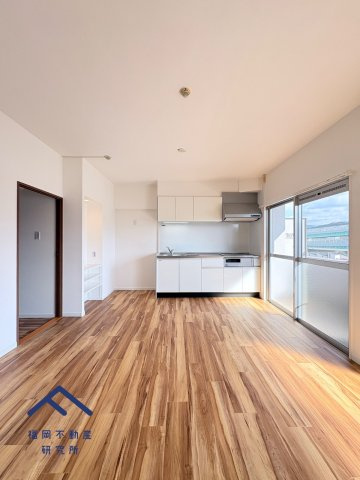 三愛シティライフ空港南2の居間・リビング