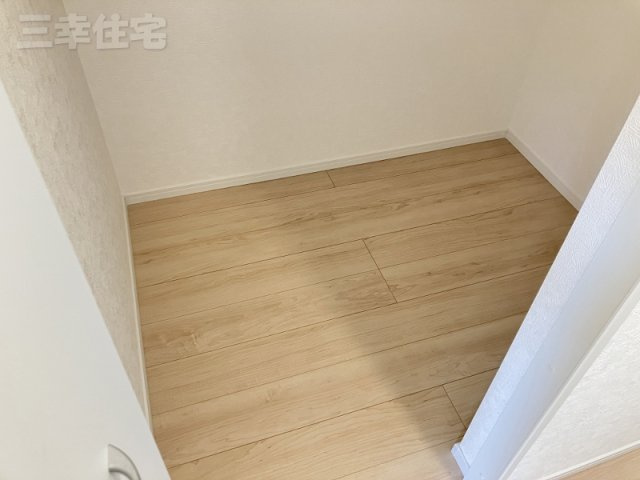 碧南市福清水町の収納|主寝室の週のは1.5帖のウォークインクローゼット♪
