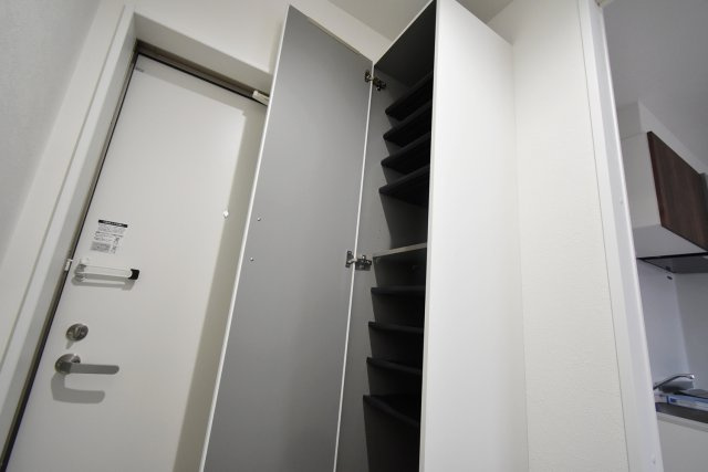 Best　Village鳴尾町の玄関