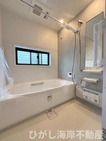 平塚市東真土３丁目　中古戸建の浴室|新規リフォーム完了！　浴室乾燥機付きユニットバス