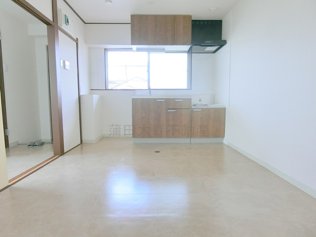 ハイツ徳司の居間・リビング