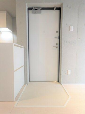 【玄関】 | コルク本駒込 |  