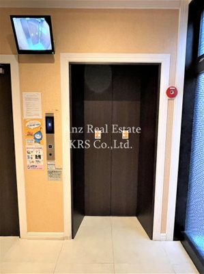 【設備】 | ラクラス江戸堀 | エレベーターは防犯カメラが付いているので、安心です♪