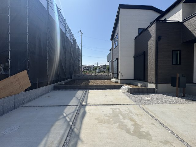 飯能市青木・全9棟　新築一戸建　4号棟　～敷地50坪～の駐車場|2026年5月19日撮影