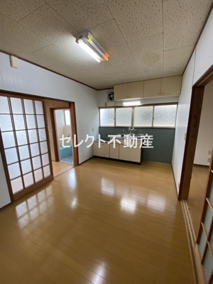 【居間・リビング】 | レストハイツ