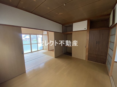 【寝室】 | レストハイツ