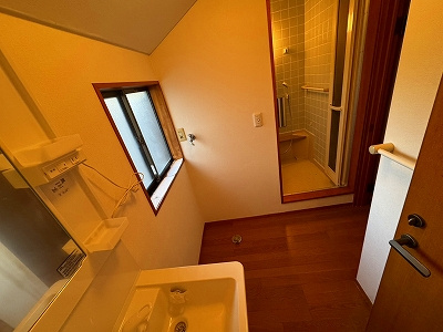 大倉ハウスの洗面所