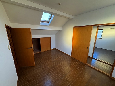 大倉ハウスの居間・リビング