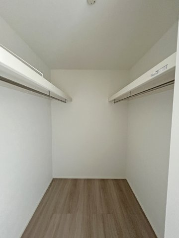 【春日井市東野町Ⅱ 限定1邸】ワイド間口×駐車3台×長期優良住宅の収納|ウォークインクローゼット