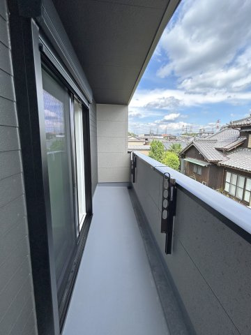 【春日井市東野町Ⅱ 限定1邸】ワイド間口×駐車3台×長期優良住宅のバルコニー|南側バルコニー
