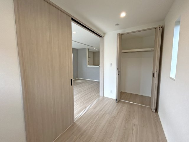 【春日井市東野町Ⅱ 限定1邸】ワイド間口×駐車3台×長期優良住宅の洋室|1階洋室