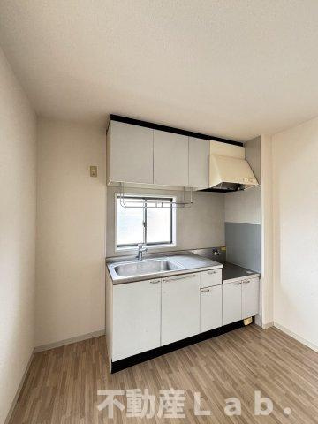 シャーメゾン古城　Ａ棟のキッチン