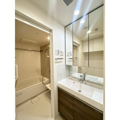 【独立洗面台】 | アジールコート練馬中村橋 | 嬉しい独立洗面台付き。