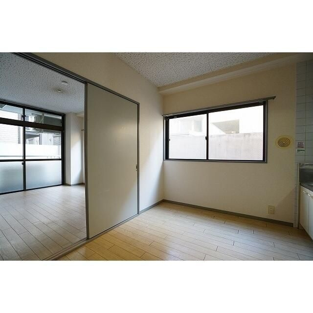 プロヴィデンス秀洋の内装