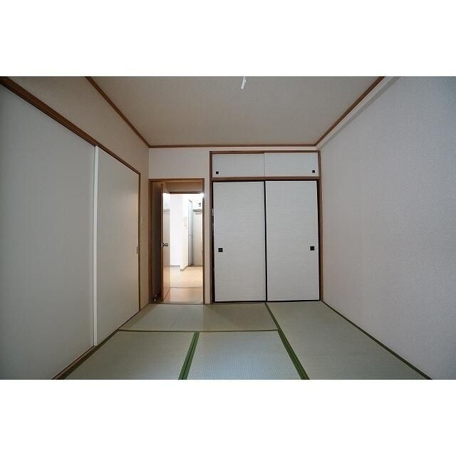 プロヴィデンス秀洋の寝室