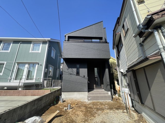 横浜市泉区中田東4丁目 新築戸建て【仲介手数料無料】の外観パース