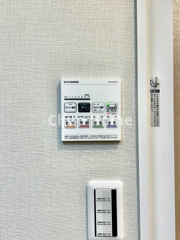 エルフィーノ浅草の内装|【浴室乾燥機】暖房・冷風・換気・乾燥が可能です。毎日を快適に過ごせるうれしい機能が揃っています。雨の日の洗濯物も安心です。