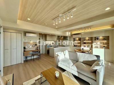 【居間・リビング】 | エルフィーノ浅草 | 【リビングダイニング】一日の中で多くの時間を過すことになるリビングダイニングだからこそ、いつも穏やかな空間であることが必然。爽やかな通風と採光を存分に感じる事が出来る空間です。