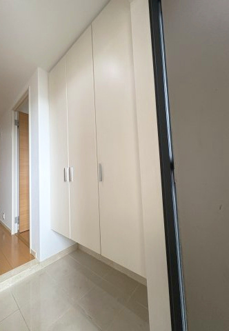 サーパス松江駅前の玄関