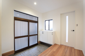 【玄関】 | 新潟市江南区曙町１丁目