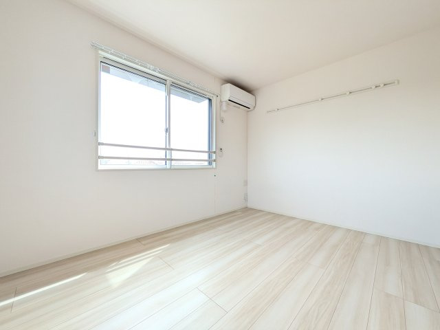 ヴィラージュたまプラーザ 桜の洋室