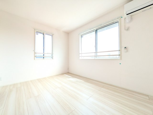 ヴィラージュたまプラーザ 桜の洋室