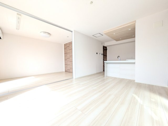 ヴィラージュたまプラーザ 桜の居間・リビング