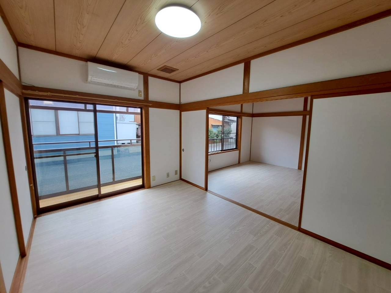 フローリッシュ豊栄の内装