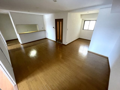 【内装】 | レモンシャトー