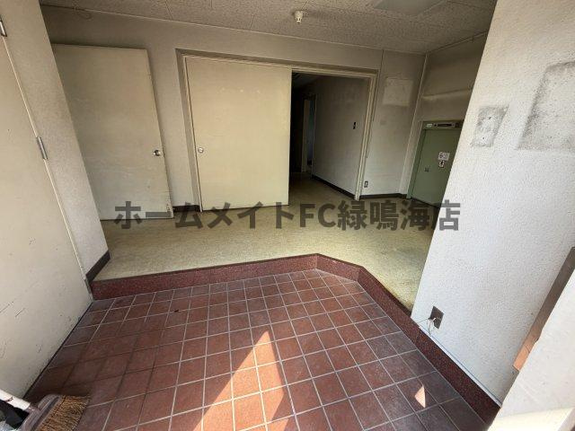 緑区大高町　一棟ビルのロビー
