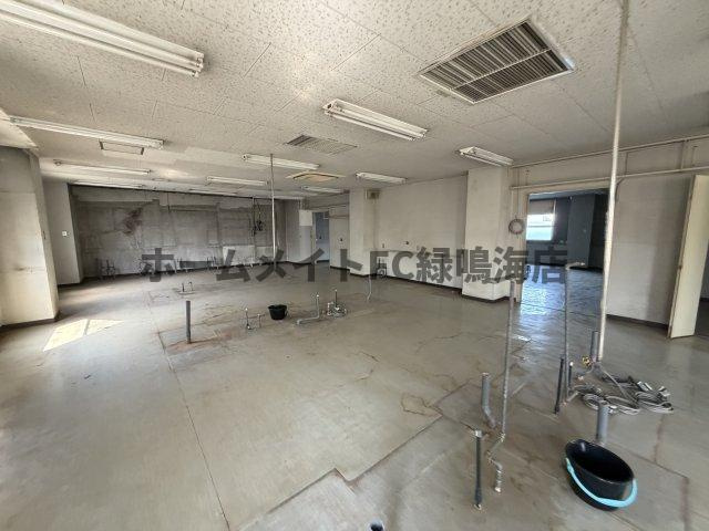 緑区大高町　一棟ビルの内装