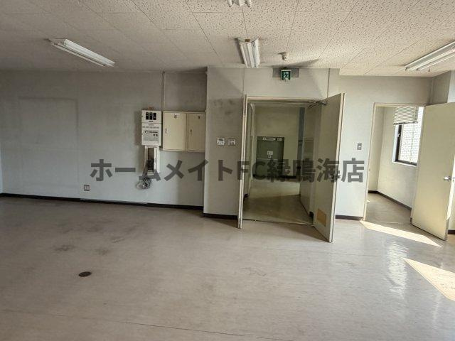 緑区大高町　一棟ビルの内装