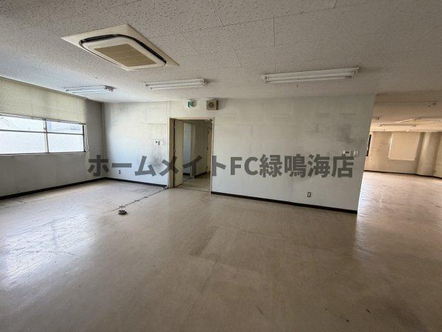 緑区大高町　一棟ビルの内装