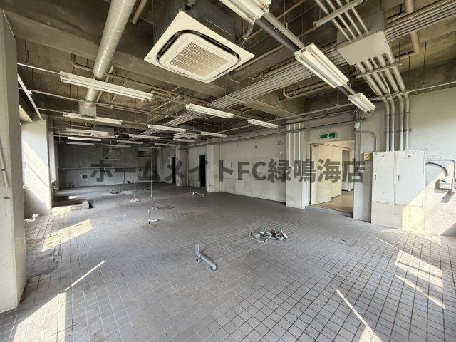 緑区大高町　一棟ビルの内装